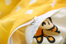 Load image into Gallery viewer, Simple Ol' Me Cotton Bed Linen Sets - C04