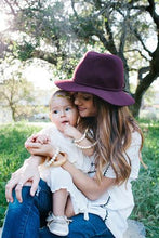 Load image into Gallery viewer, Little Caleb - Adult Teething Necklace - Charlotte - Mint