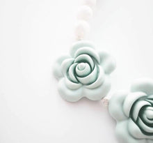 Load image into Gallery viewer, Little Caleb - Kids Teething Necklace - Giselle - Mint
